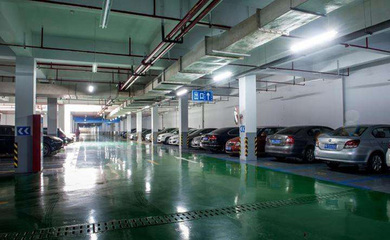 杭州率先出臺(tái)全國(guó)首部公共停車場(chǎng)管理服務(wù)標(biāo)準(zhǔn) 停車服務(wù)邁入規(guī)范化新階段